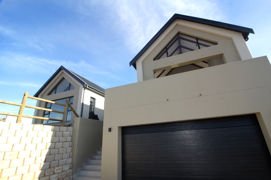 3 Bedroom Property for Sale in Hartland Lifestyle Estate Western Cape
